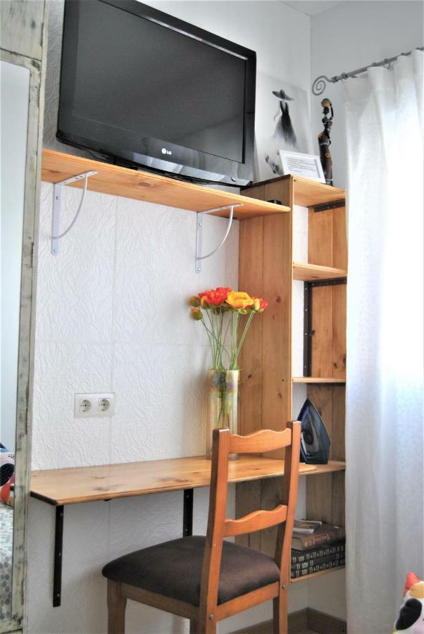Khors Apartment Малага Екстериор снимка
