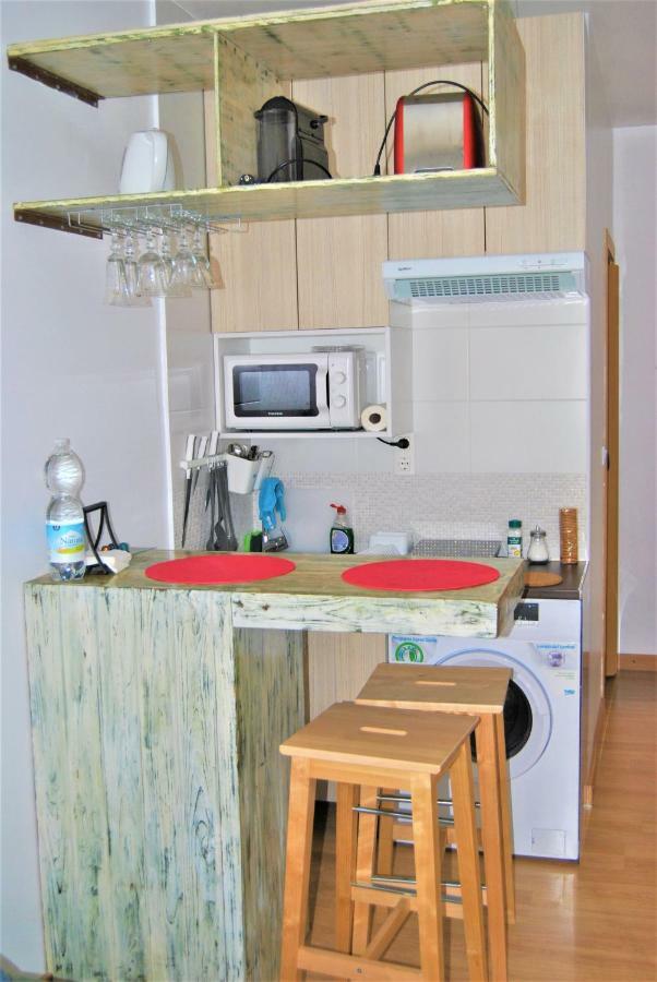 Khors Apartment Малага Екстериор снимка